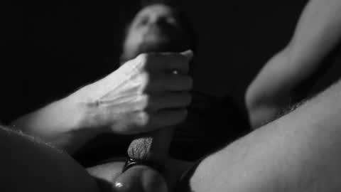 Snapshot of bigbeatmc chatting on 10/19/25, 01:28 BigMC online show from 10/19/25, 01:28