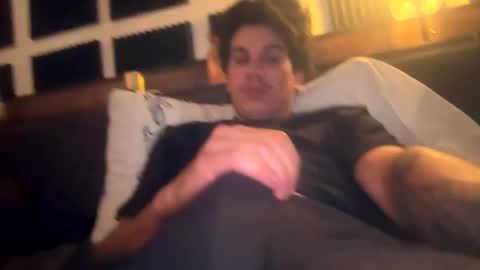 Snapshot of bigben281330 chatting on 10/18/25, 05:14 bigben281330 online show from 10/18/25, 05:14