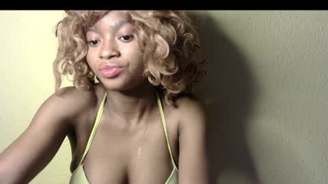 Snapshot of bigboobcreamx chatting on 07/26/26, 10:44 bigboobcreamx online show from 07/26/26, 10:44