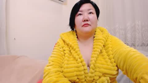 Kira online show from 11/11/25, 01:22