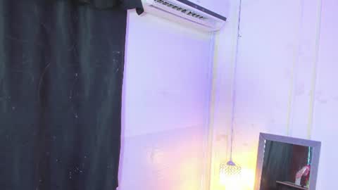 VIOLETA online show from 06/14/26, 02:24