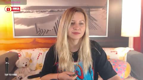 Snapshot of bigboobsarri chatting on 02/01/25, 11:10 BigBoobsArri online show from 02/01/25, 11:10