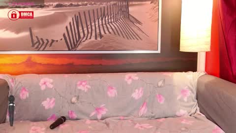 Snapshot of bigboobsarri chatting on 10/07/25, 08:22 BigBoobsArri online show from 10/07/25, 08:22