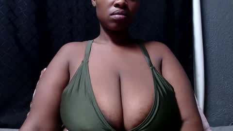 bigboobsbitchx online show from 06/01/26, 04:52