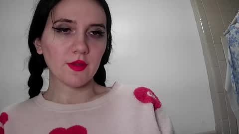 Isabella online show from 01/02/25, 09:11