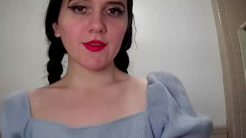 Isabella online show from 01/05/25, 04:04