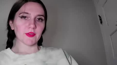 Isabella online show from 01/15/25, 07:34