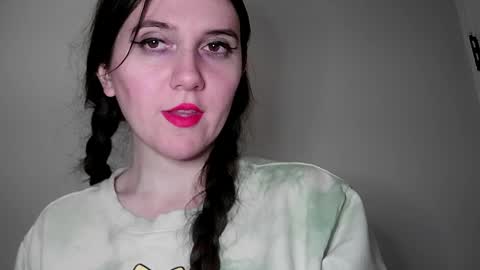 Isabella online show from 01/19/25, 08:07