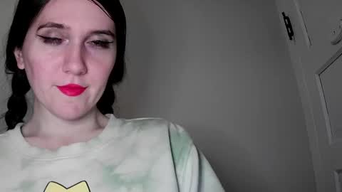 Isabella online show from 01/22/25, 06:52