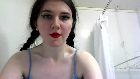 Isabella online show from 03/01/25, 03:16