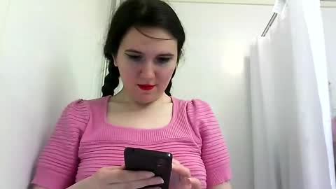 Isabella online show from 03/07/25, 04:02