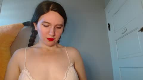 Isabella online show from 07/23/26, 07:34