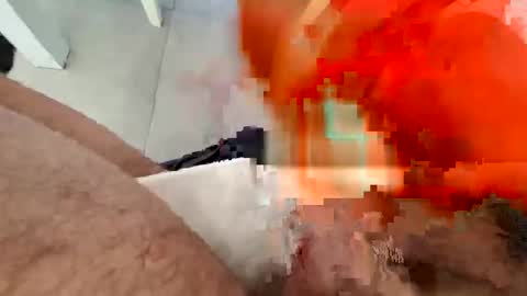 Snapshot of bigboycumming4u chatting on 02/21/25, 12:28 bigboycumming4u online show from 02/21/25, 12:28