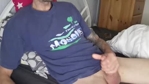 Snapshot of bigboyjinn chatting on 09/20/25, 08:43 Jinn online show from 09/20/25, 08:43