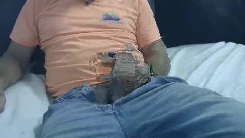 Snapshot of bigboytoy_12 chatting on 12/19/24, 02:01 L e g a l S t u f f Any UNAUTHORIZED use of this profile video pictures or audio in any form or in a forum now or in the fu online show from 12/19/24, 02:01