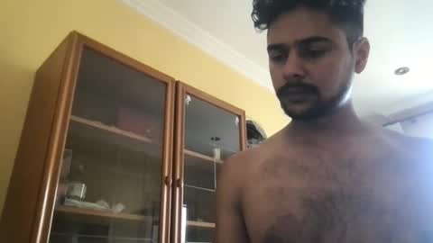 bigbrown_boy online show from 09/19/25, 08:38