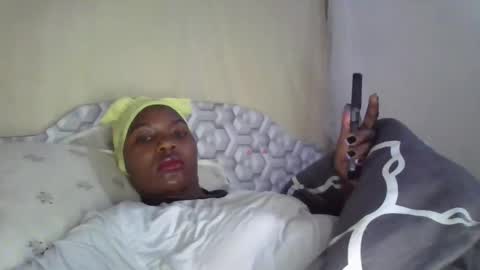 Snapshot of bigclit030 chatting on 03/20/26, 06:35 bigclit030 online show from 03/20/26, 06:35