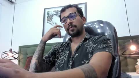 Snapshot of bigcock_hair chatting on 02/19/26, 10:39 bigcock_hair online show from 02/19/26, 10:39