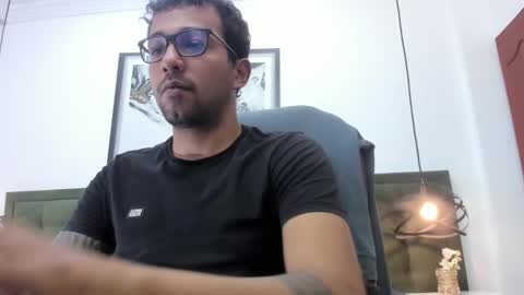 Snapshot of bigcock_hair chatting on 02/24/26, 10:41 bigcock_hair online show from 02/24/26, 10:41