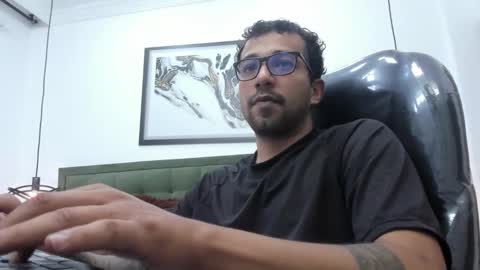 Snapshot of bigcock_hair chatting on 02/26/26, 10:42 bigcock_hair online show from 02/26/26, 10:42