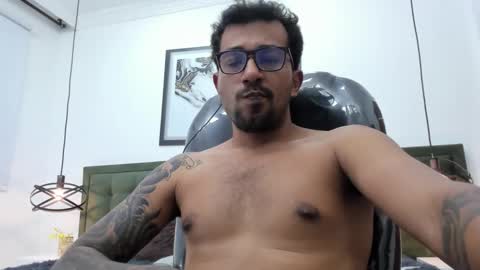 Snapshot of bigcock_hair chatting on 03/08/26, 02:04 bigcock_hair online show from 03/08/26, 02:04