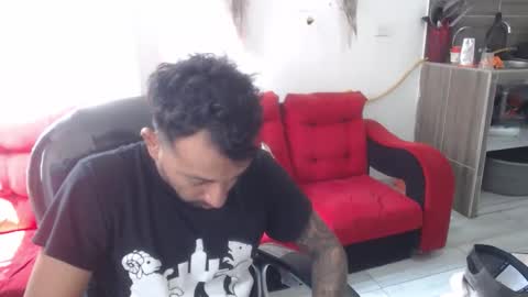 Snapshot of bigcock_hair chatting on 03/26/26, 04:01 bigcock_hair online show from 03/26/26, 04:01