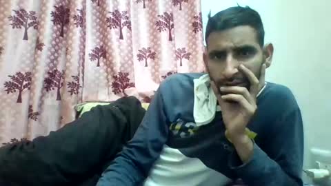 akash online show from 01/01/25, 11:05