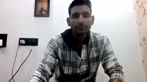 Snapshot of bigcockboy2580 chatting on 10/13/25, 05:29 akash online show from 10/13/25, 05:29