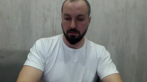 Snapshot of bigcockcumreal chatting on 12/14/25, 11:42 bigcockcumreal online show from 12/14/25, 11:42