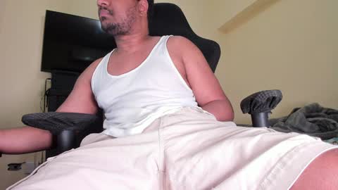 bigcockk23 online show from 12/06/24, 11:00