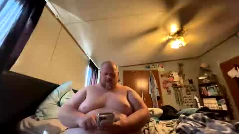 Snapshot of bigcummer4u803 chatting on 09/21/25, 08:32 Tiny online show from 09/21/25, 08:32