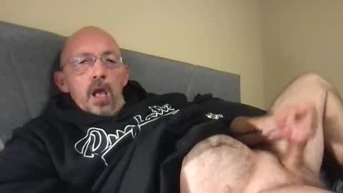 bigdaddydelight online show from 11/25/25, 12:54