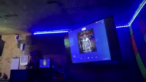 Snapshot of bigdan9068 chatting on 11/15/25, 04:21 BIG DAN SEXY LORIN PEGALOTT online show from 11/15/25, 04:21