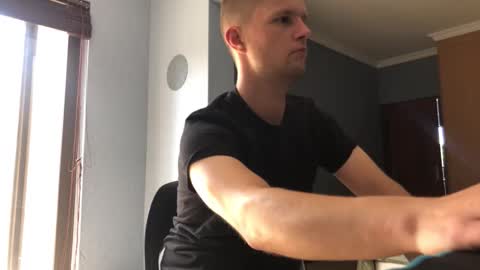 BigWilly93 online show from 11/02/25, 07:11