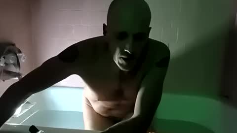 Snapshot of bigdickdaddy7201979564868 chatting on 11/25/25, 05:18 bigdickdaddy7201979564868 online show from 11/25/25, 05:18