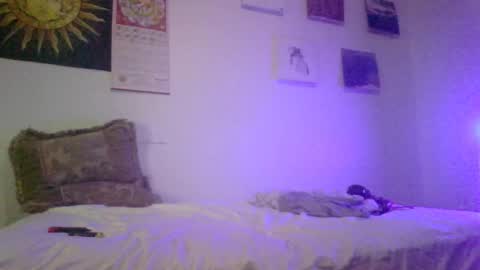 Snapshot of bigdicklebanesemikel chatting on 12/13/25, 11:32 bigdicklebanesemikel online show from 12/13/25, 11:32