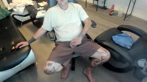 bigdickpiercedtattoos online show from 09/11/25, 11:49