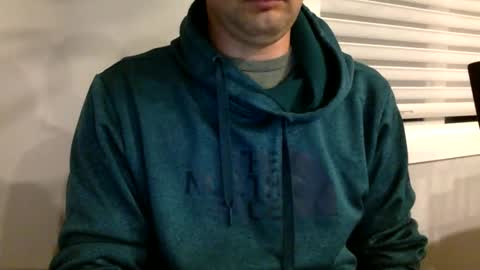 Snapshot of bigdickshowoff9877 chatting on 10/17/25, 06:38 Bigdickshowoff9877 online show from 10/17/25, 06:38