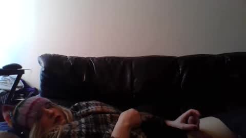 Madelyn online show from 12/14/25, 08:24