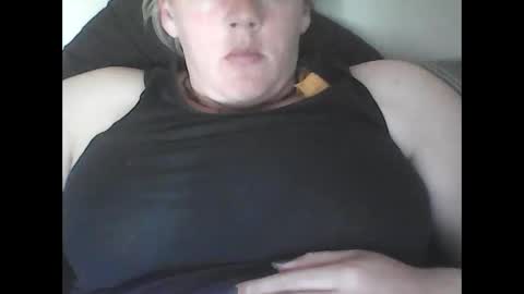 bigdoublee online show from 12/19/25, 05:14