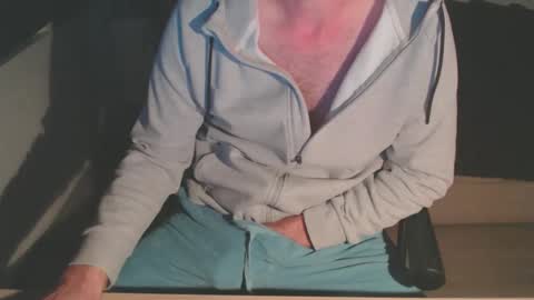 Snapshot of bigdutchenergy chatting on 10/04/25, 07:45 BigDutchEnergy online show from 10/04/25, 07:45