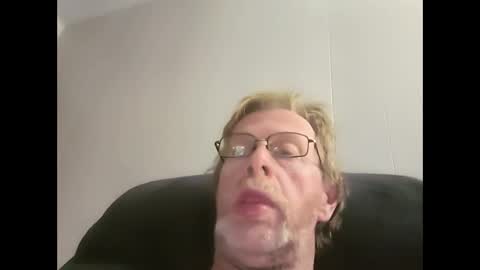 Snapshot of bigelectricrod chatting on 09/12/25, 12:33 bigelectricrod online show from 09/12/25, 12:33