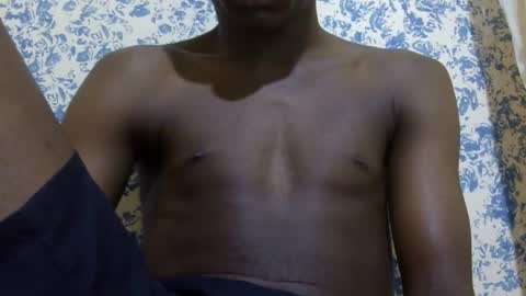 Snapshot of bigfeet9999 chatting on 10/03/25, 10:40 Ask in pvt online show from 10/03/25, 10:40