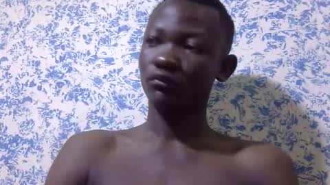 Snapshot of bigfeet9999 chatting on 11/03/25, 08:43 Ask in pvt online show from 11/03/25, 08:43