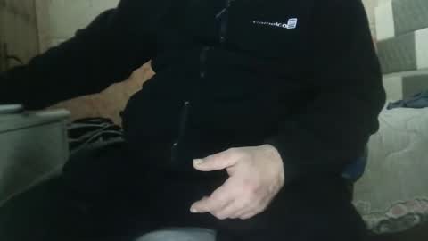 Snapshot of bigfish22222 chatting on 12/13/25, 07:53 bigfish22222 online show from 12/13/25, 07:53