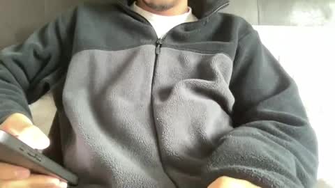 Snapshot of biggbrown12 chatting on 05/12/26, 10:12 bigbrown online show from 05/12/26, 10:12