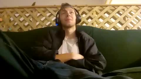 Snapshot of biggestboiiii chatting on 02/03/25, 12:15 biggestboiiii online show from 02/03/25, 12:15