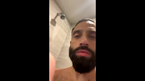 Snapshot of biggestdickyet chatting on 10/11/25, 02:48 biggestdickyet online show from 10/11/25, 02:48