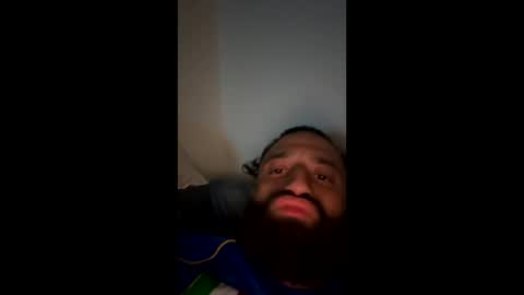 Snapshot of biggestdickyet chatting on 10/15/25, 03:50 biggestdickyet online show from 10/15/25, 03:50