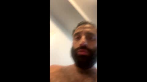 Snapshot of biggestdickyet chatting on 10/24/25, 04:25 biggestdickyet online show from 10/24/25, 04:25